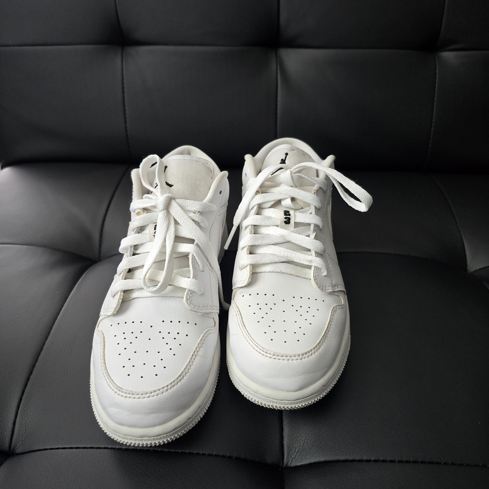 Jordan White Athletic Shoes